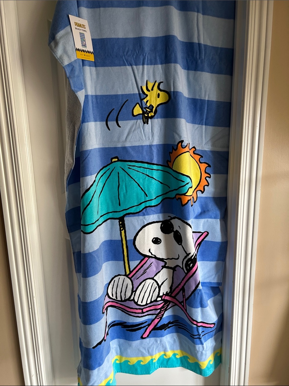 Peanuts Snoopy Summer Towel - Blue, Teal, Yellow, Pink